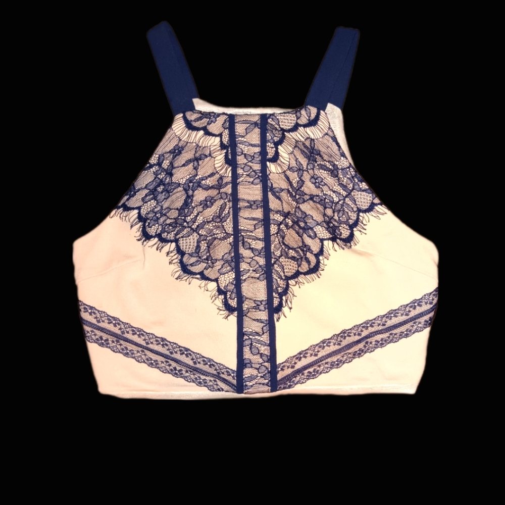 Lace embroidered crop top